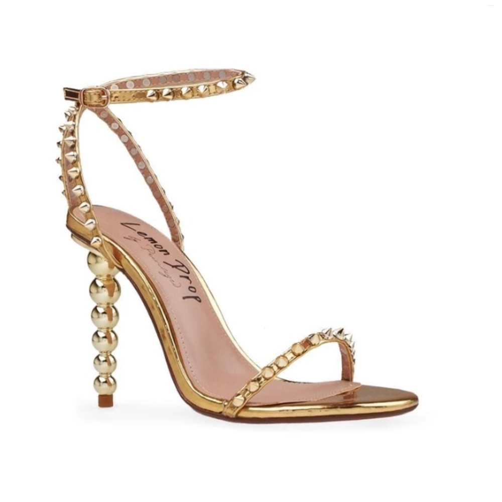 Heels - Picture 2 of 6